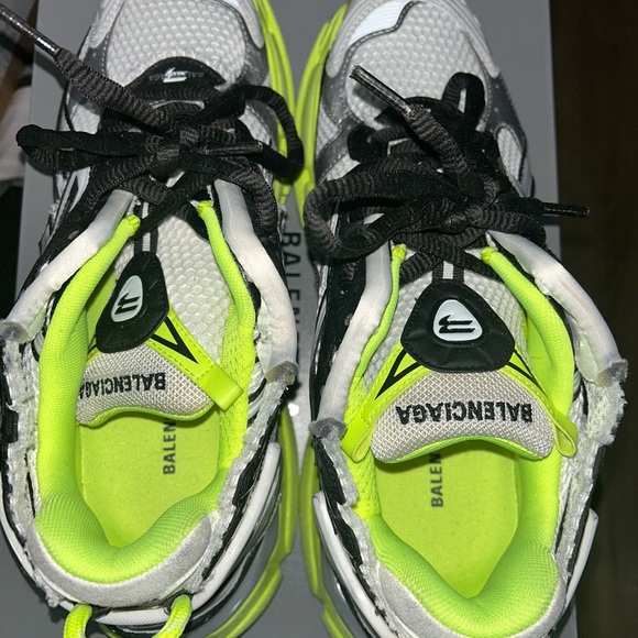 Balenciaga Runners - Picture 4 of 6
